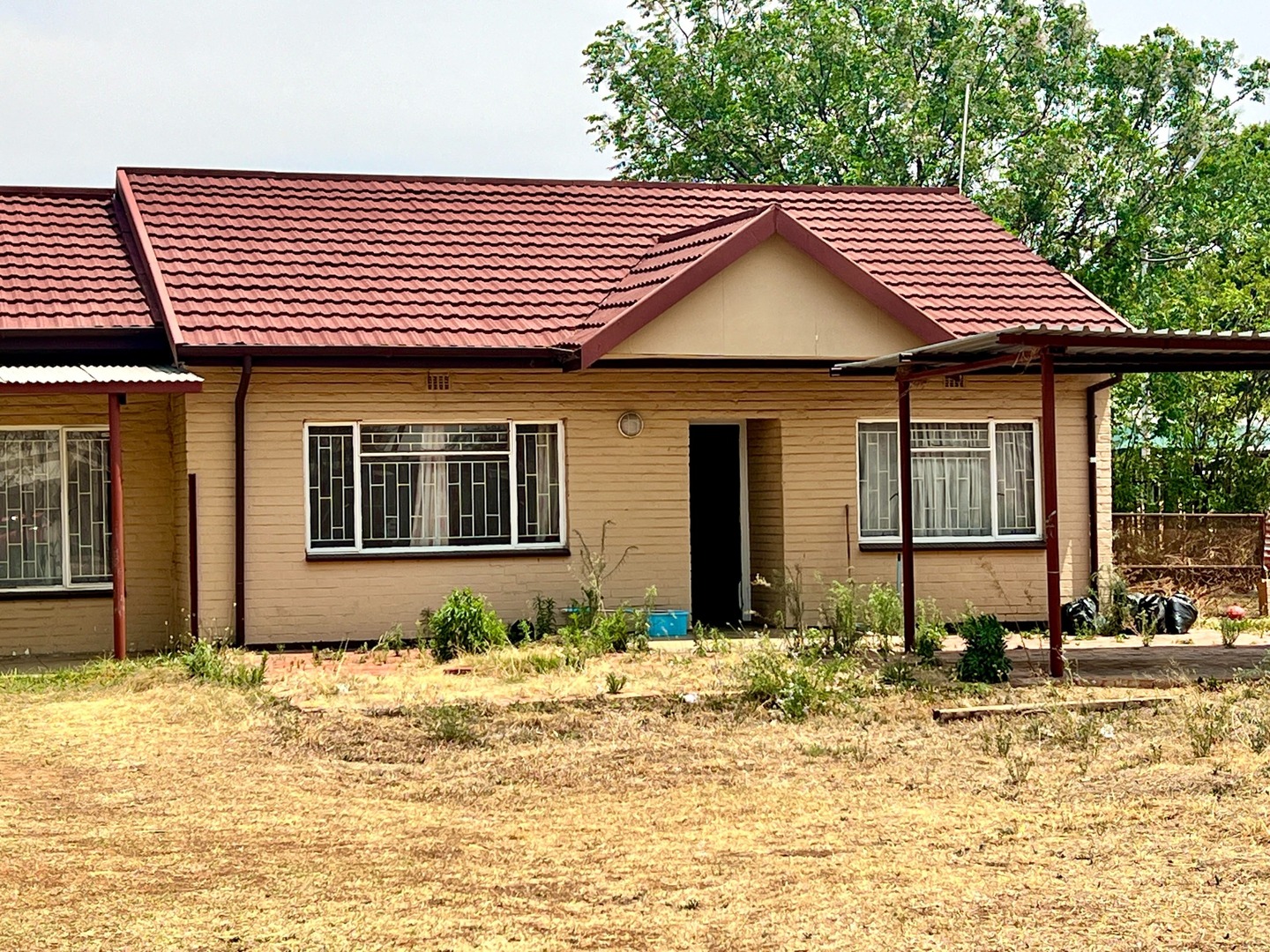 2 Bedroom Property for Sale in Potchefstroom North West